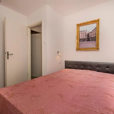 公寓 Marasovic 皮罗瓦茨